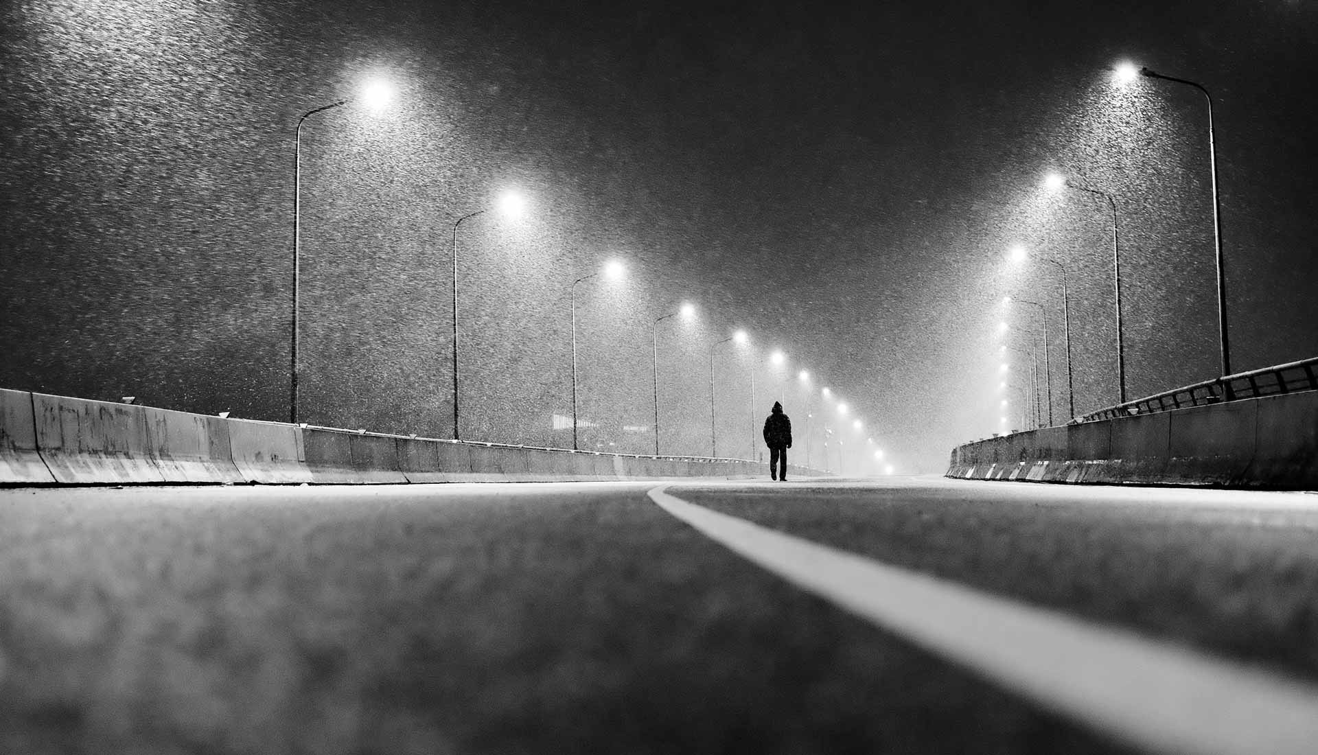 Solitudine e relazioni inautentiche